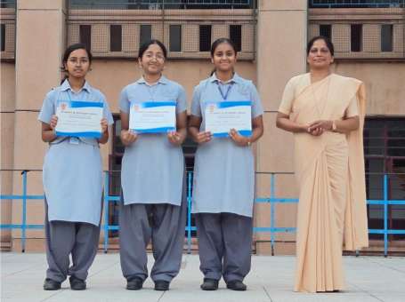 Prize Distribution
